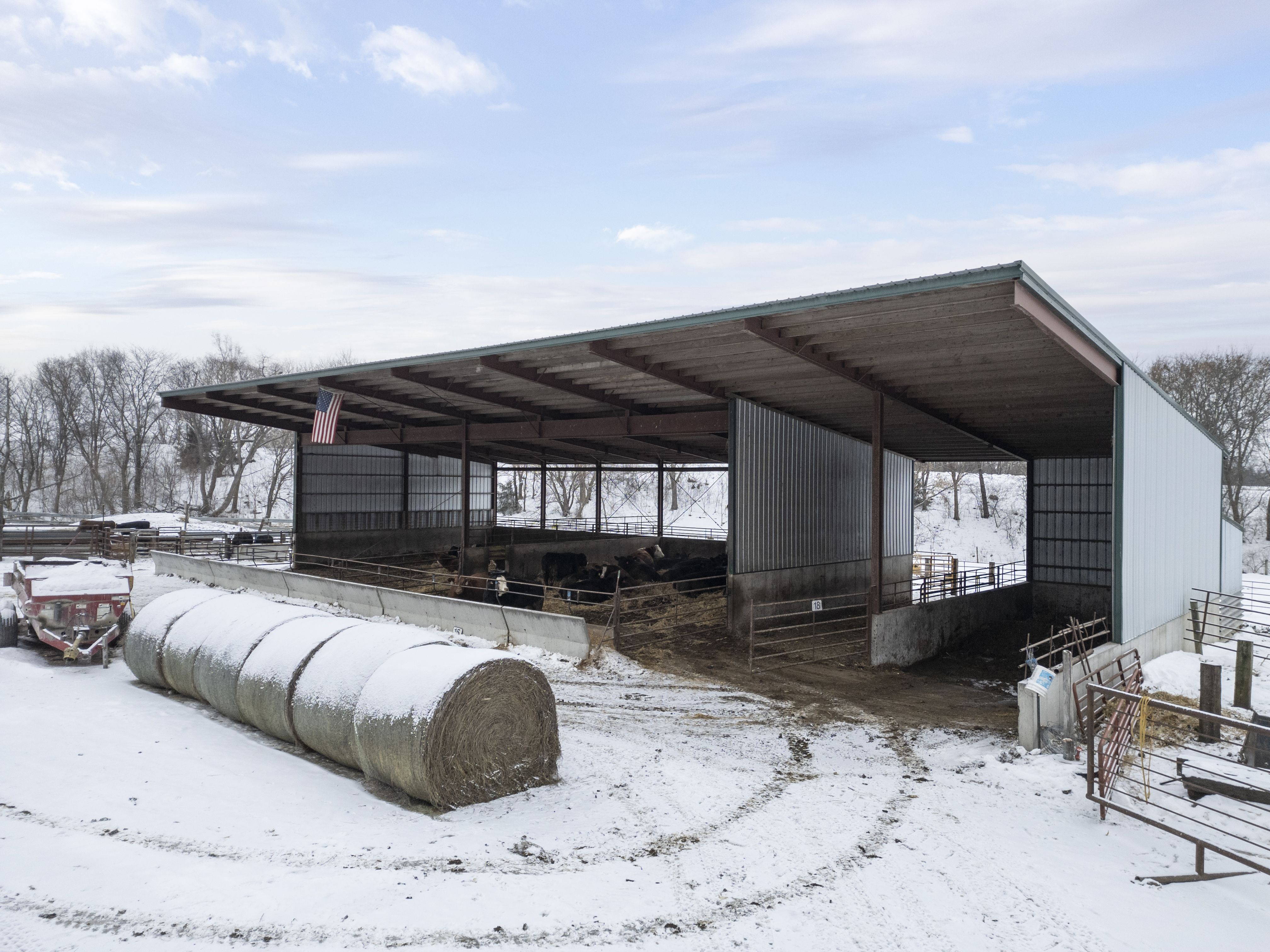 Listing Photo: 44-print-3251 Brandon Diagonal Blvd_Edits (44 of 52)